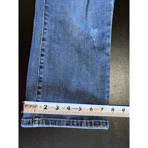 Judy Blue Jeans 16W Capri Fit Jeans Medium Wash Distressed Stretch Casual 22"Leg - Picture 16 of 16